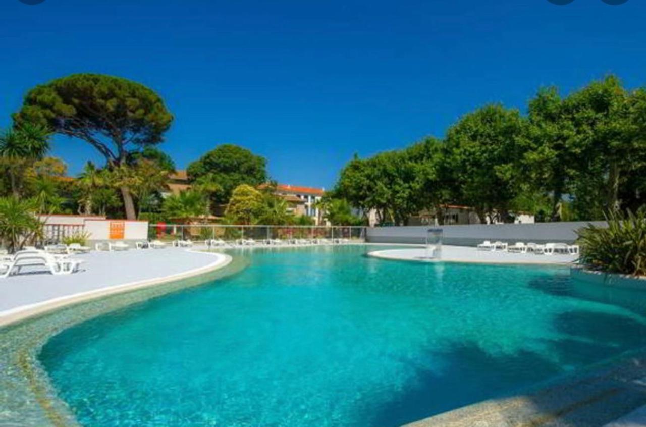 Résidence de standing avec piscine chauffée Agde Exterior foto